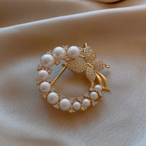 Fashion corsage cross-border brooch high-end women's anti-exposure butterfly brooch high-grade sense niche new corsage
