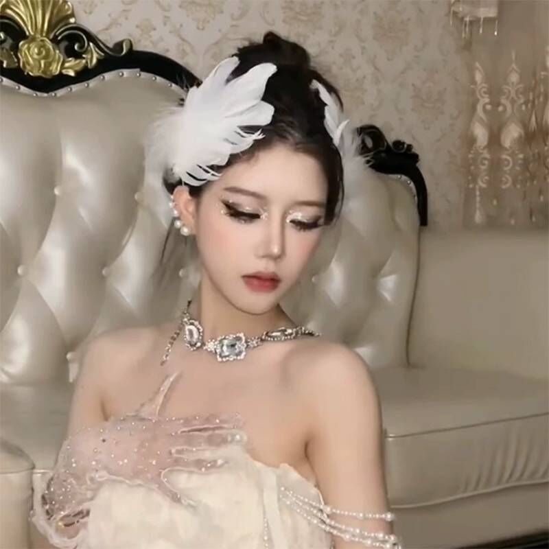 Copricapo di piume di cigno bianco, forcina per capelli da principessa, da sposa, accessori per capelli da sposa, accessori per damigella d'onore, fermaglio laterale_voghion.com