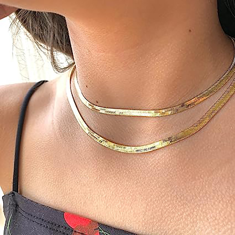 New Snake Bone Multi-layer Necklace Creative Retro Personalized Golden Alloy Clavicle Chain_voghion.com