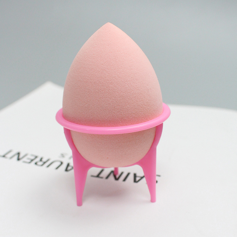 Beauty egg storage bracket tripod plastic shelf makeup sponge egg bracket powder puff face washing puff drying rack wholesale