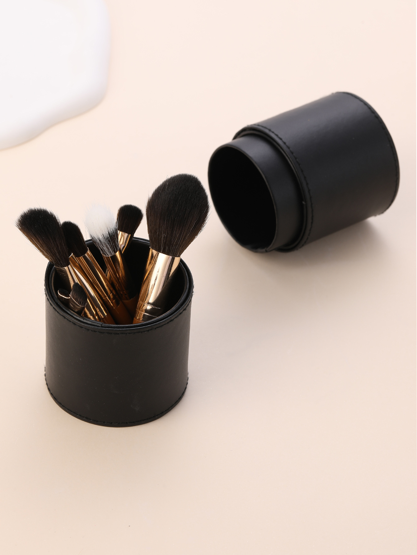 Mini small 9 cosmetic brush set novice beginner Portable Travel Brush Set full set of soft wool dot color brush