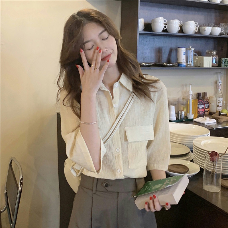 Vintage Cropped Sleeve Shirt Women's 2023 Summer New Style Design Pleated Top Lazy Style Loose Shirt