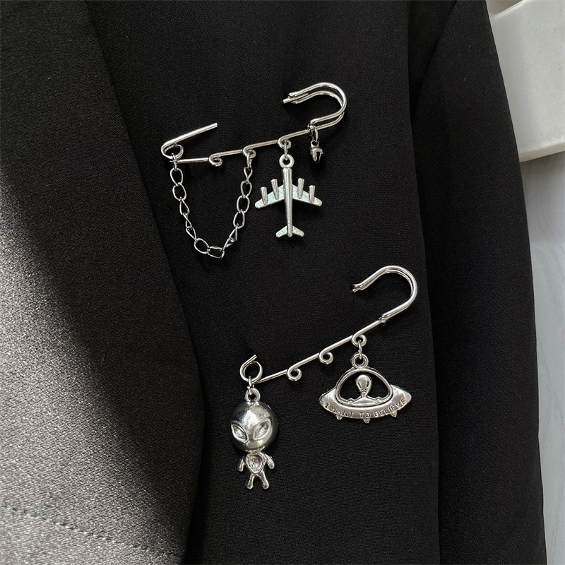 Gothic Vintage Dark Style Brooch Cross Waist Buckle Suit Jacket Pin Shoes Hat Accessories Trendy Jewelry