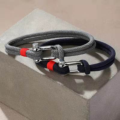 Cross-border Explosions Stainless Steel U-shaped Sports Buckle Color Milan Rope Outdoor Survival Horseshoe Buckle Bracelet