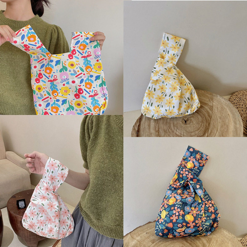 Small fresh change wrist bag ins same style women's bag pure cotton canvas floral vintage flower walking bag cute