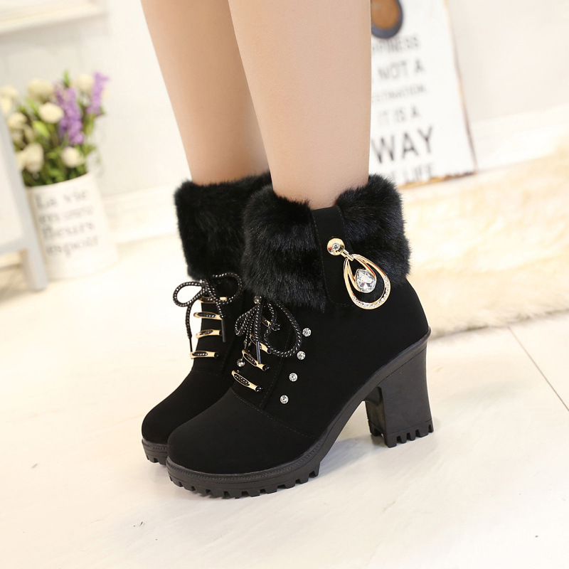 Snow boots for women 35-42 in stock 2023 autumn and winter chunky heel short women's boots side zipper fashion boots high heel pendant