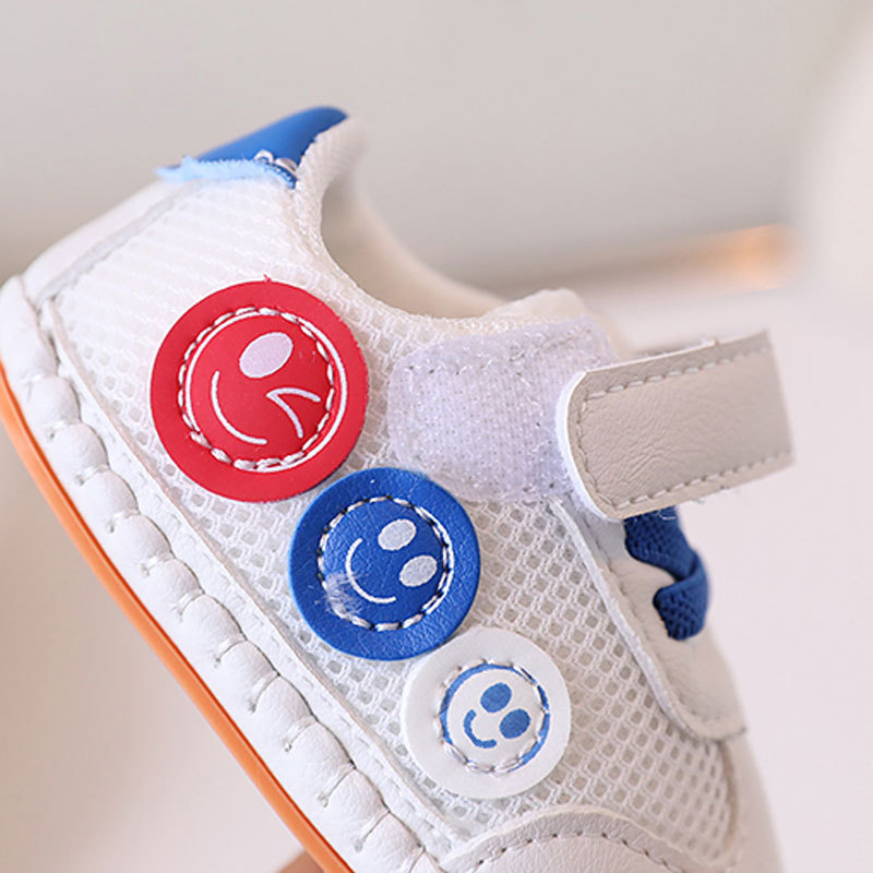 A generation of Spring and Autumn New 011-year-old baby soft-soled toddler shoes for boys and girls baby mesh 3-6-October children