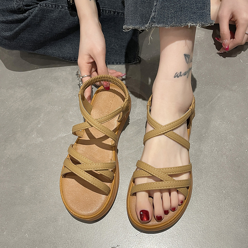 2024 Summer new Korean style flat sandals women's elastic band slip-on cross soft bottom student casual sandals wholesale