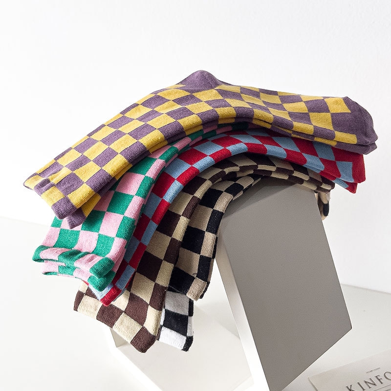 Small Zanthoxylum bungeanum Autumn and Winter New Style Women's Socks Fashion Trendy Chessboard Medium Socks Simple Japanese and Korean Plaid Trendy Socks