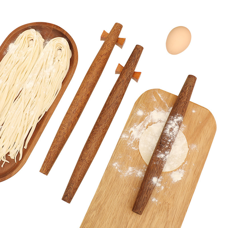 めん棒は字を刻んで台所の焙煎道具の大きい小さいギョーザの皮をつぶして面の棒を押します。|undefined