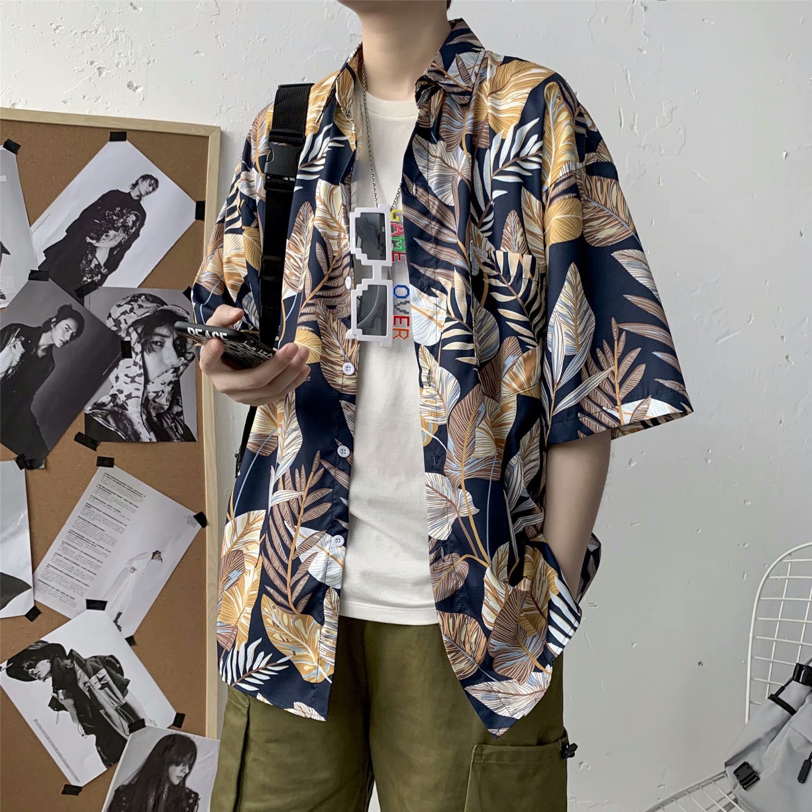 ulzzang Hawaiian men's floral shirt Hong Kong style vintage Beach seaside floral couple's floral shirt short sleeve men