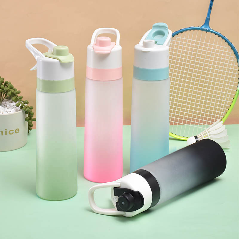 Cross-border in stock 700ml frosted spray cup outdoor sports kettle new cooling and hydrating convenient gift cup