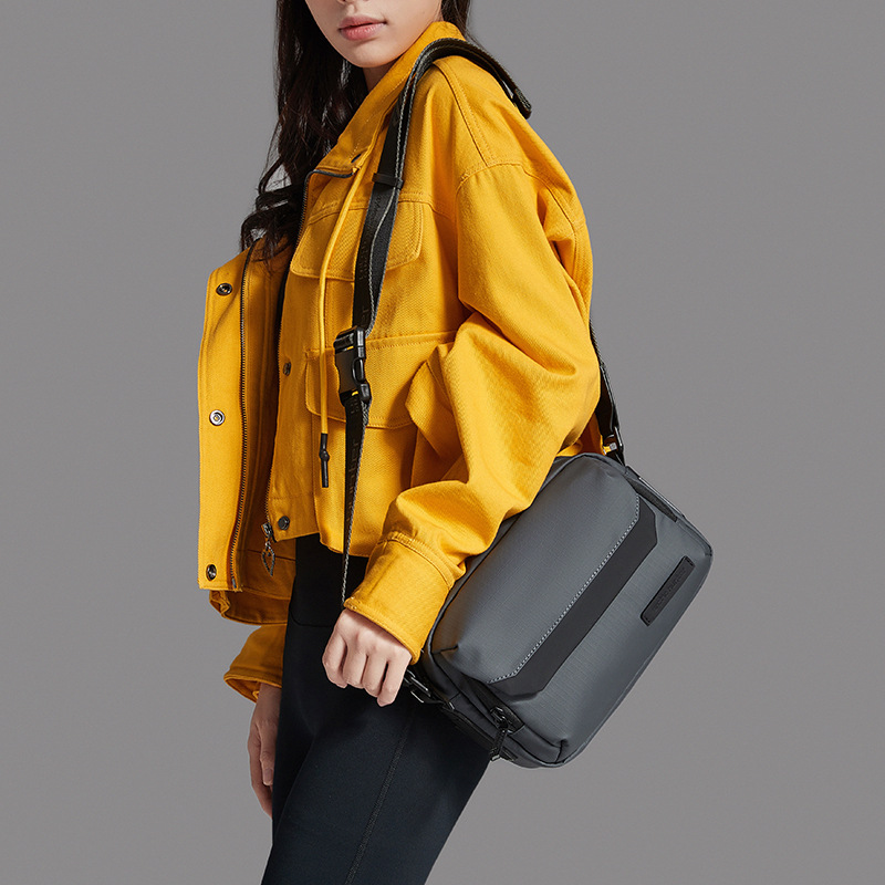 Arctic Hunter fashion trendy waterproof crossbody bag outdoor leisure sports shoulder messenger bag men's chest bag