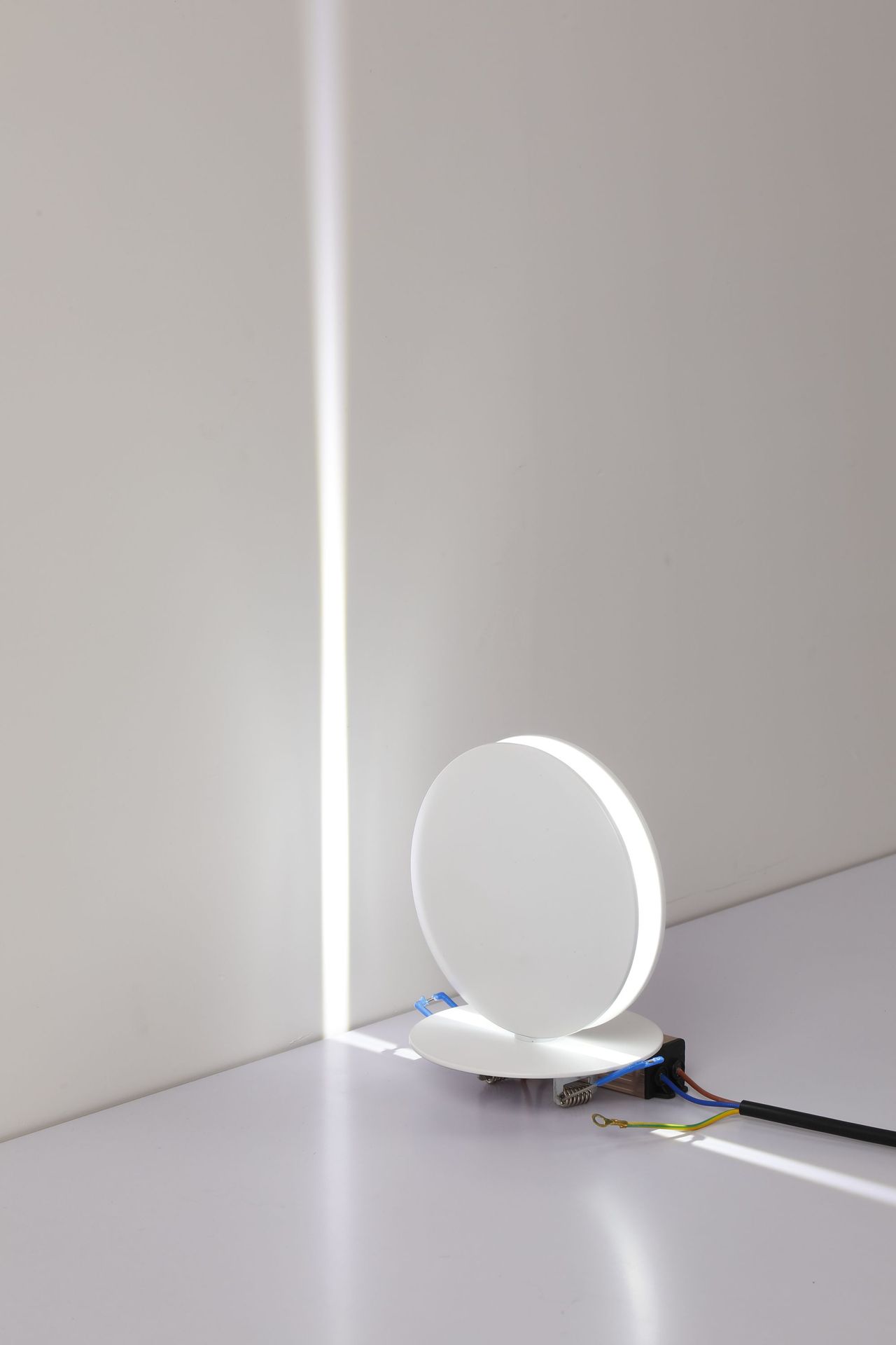 Concealed embedded window sill lamp round outdoor hotel corridor aisle window sill door frame line decorative ray lamp