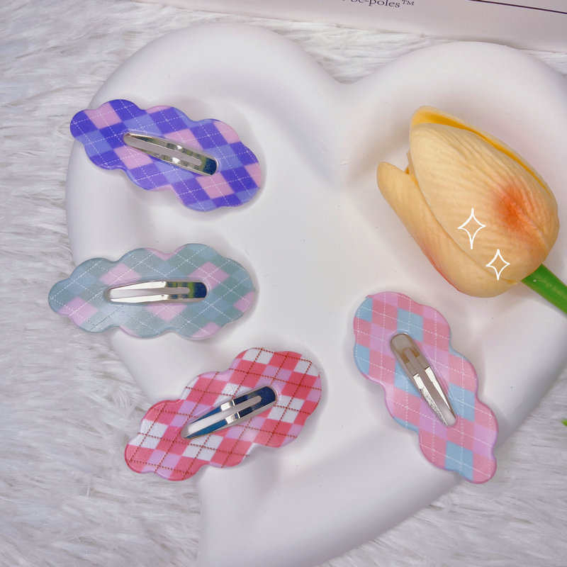 Factory in stock fresh sweet girl bangs hair accessories wholesale new grid cute wave clip girl animal cloud clip