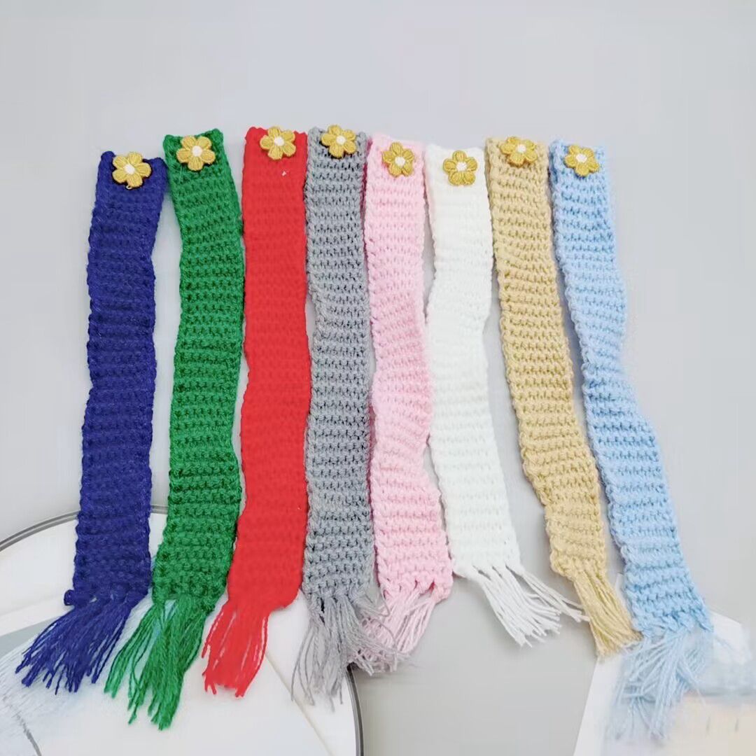 Mini doll knitted small scarf adjustable size 20cm doll Christmas decoration accessories