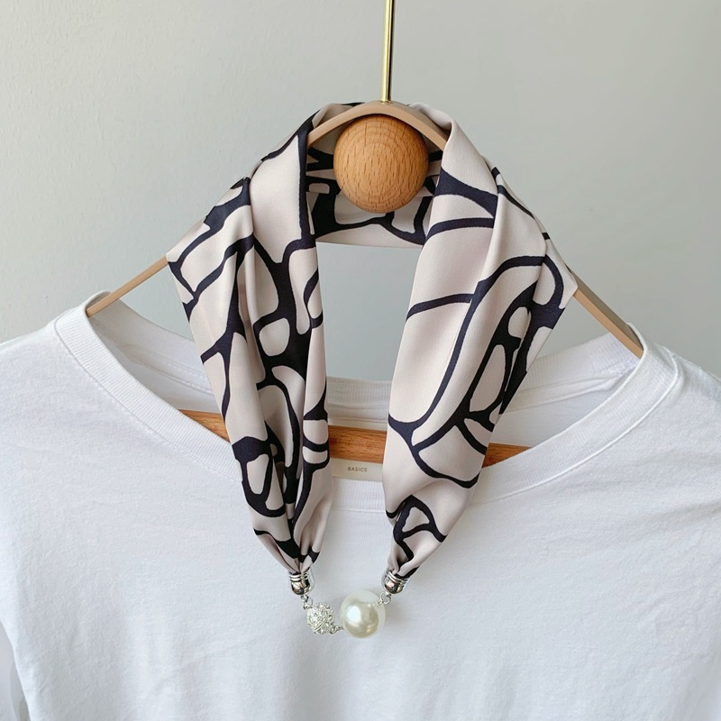 Lazy Magnetic Buckle Scarf Women's Summer New Scarf All-match Scarf Neck Protection Pearl Necklace Decoration Wholesale