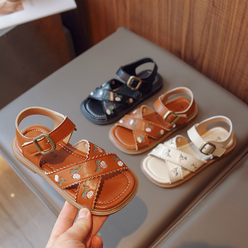Chinese Style Girls' Sandals 2023 Summer New Embroidered Flower Baby Girl Casual Big Girl Princess Sandals