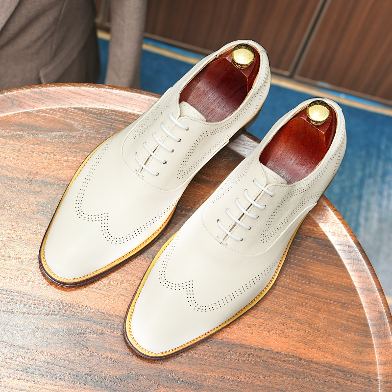 Britiske brogues udskårne herresko i ægte læder, hvide bryllupsbrudepigesko, bryllupsbrudgomssko, herresko i læder, afslappet business-stil_voghion.com