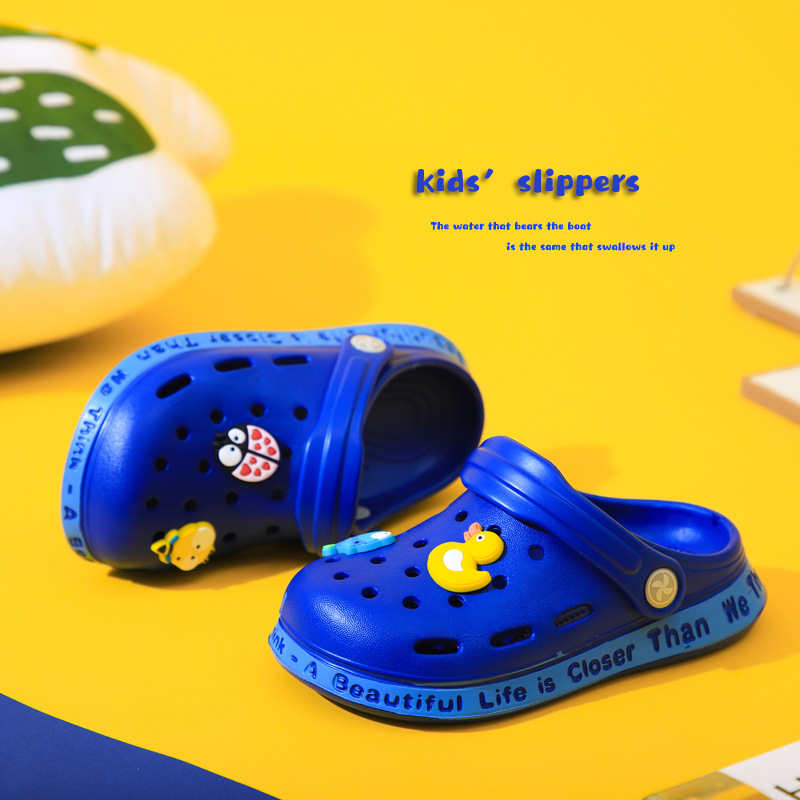 EVA children Baotou hole shoes summer girls indoor home Bath non-slip children cartoon sandals wholesale