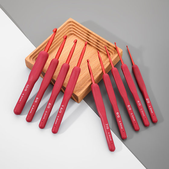 Factory alumina crochet set handmade diy weaving tool for beginners home Hook sweater non-slip Red Hook needle