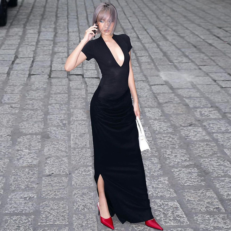2024 spring new women's clothing sexy deep V short sleeve solid color hot girl style pleated long dress one-piece delivery