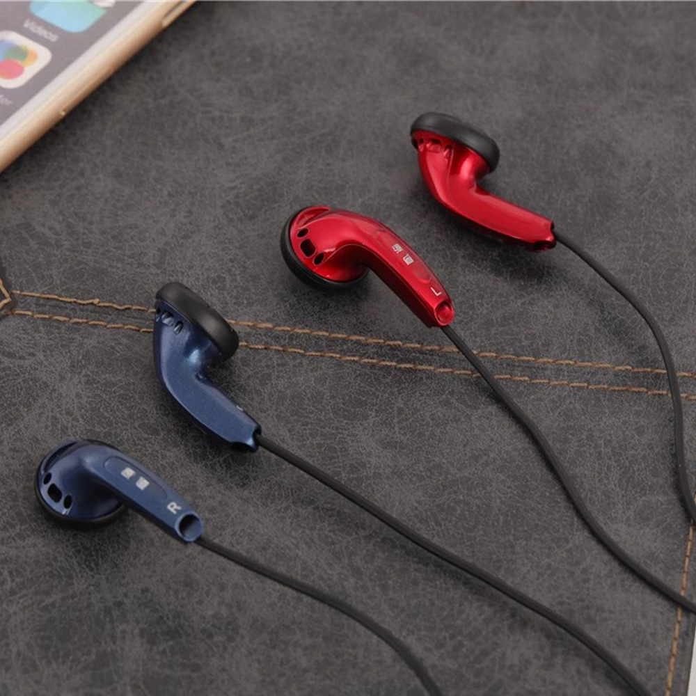 Shake the same paragraph for Fulan sound original channel headphones flat plug HIFI net red subwoofer MX500 in-ear with wheat