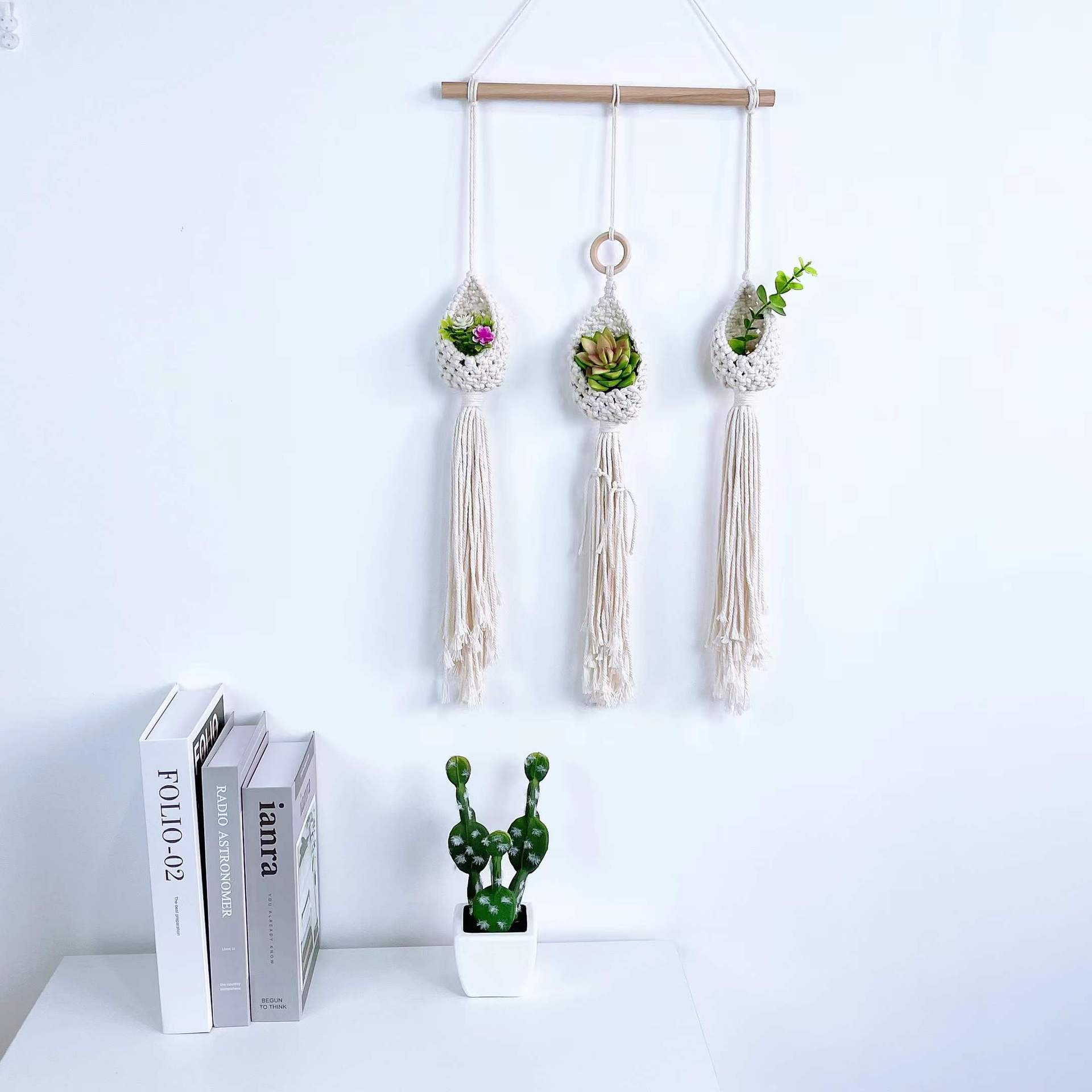 ins Nordic Bohemian Tapestry Net Bag Air Pineapple Flower Basket Home Decoration Cotton Rope Tassel Hanging Basket