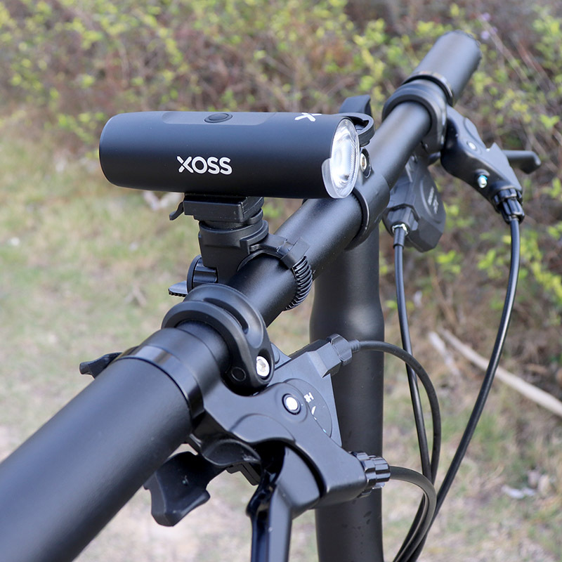 Applicable to Walker XOSS XL400 lamp holder small steel gun bicycle holder installation front lamp holder fitting adapter