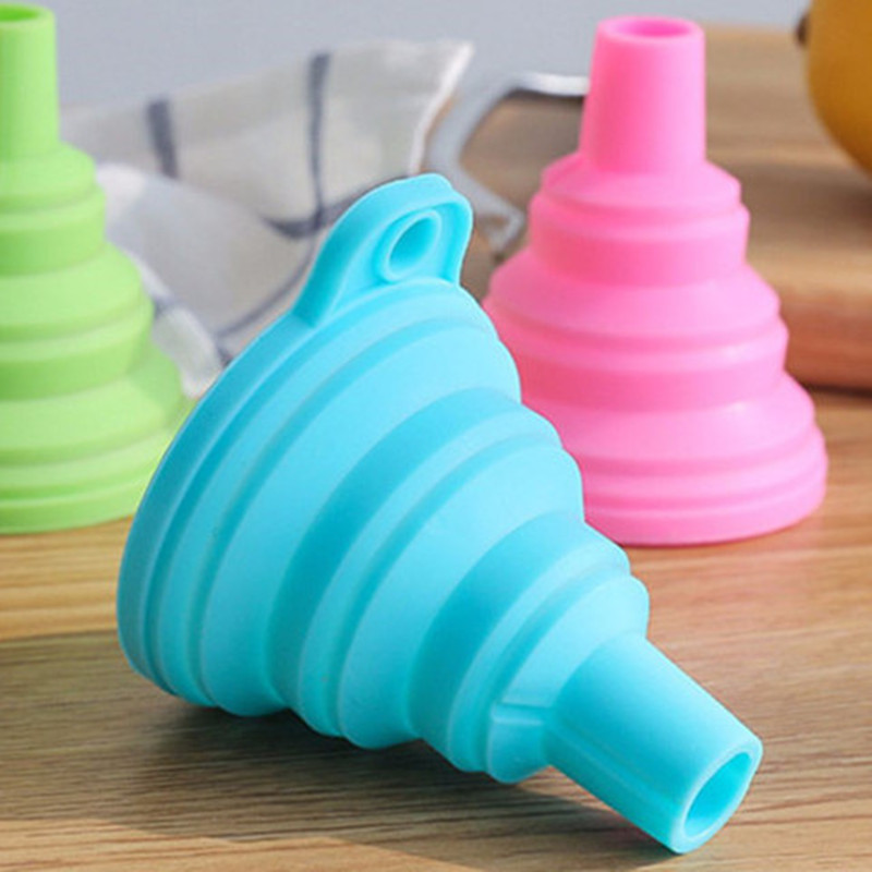 In stock factory direct supply silicone funnel telescopic mini portable folding oil funnel refueling pouring water Kitchen