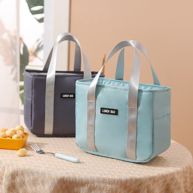 Portable Large Capacity Food Insulation Bag Aluminum Foil Thickened Waterproof Lunch Box Bag Student Lunch Bag Office worker Lunch Bag