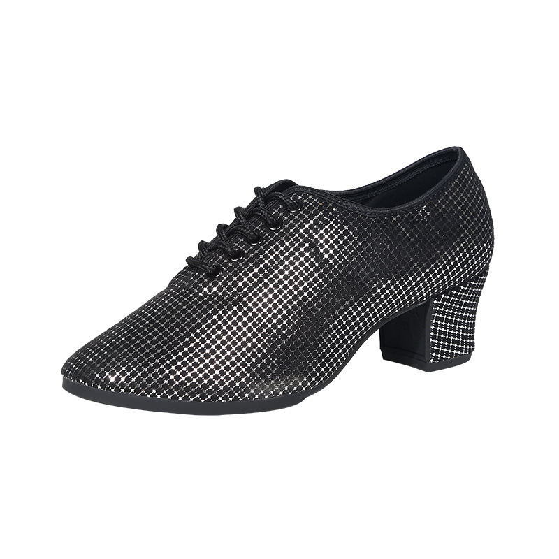 Spring and Summer Four Seasons Square Dance Shoes Latin Dance Shoes Women's Adult Soft Sole Teacher Shoes Cloth Dancing Shoes Modern Dance Shoes
