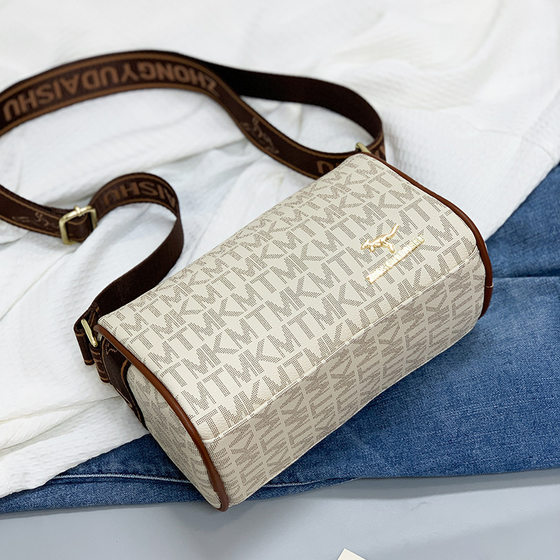 2024 New Style Simple All-match Large Capacity Fashion Boston Bag Shoulder Crossbody Mother Bag PU Leather Women's Bag