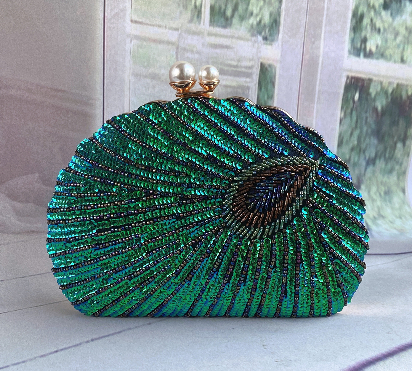 Cross-border spot retro Chinese style heavy craft beaded embroidery bag evening wear portable evening bag cheongsam clutch bag perfect match
