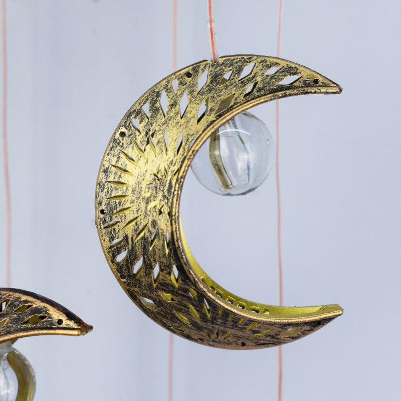 Solar outdoor garden lawn lamp cross-border new garden villa decorative lamp moon wind chimes waterproof hanging lamp