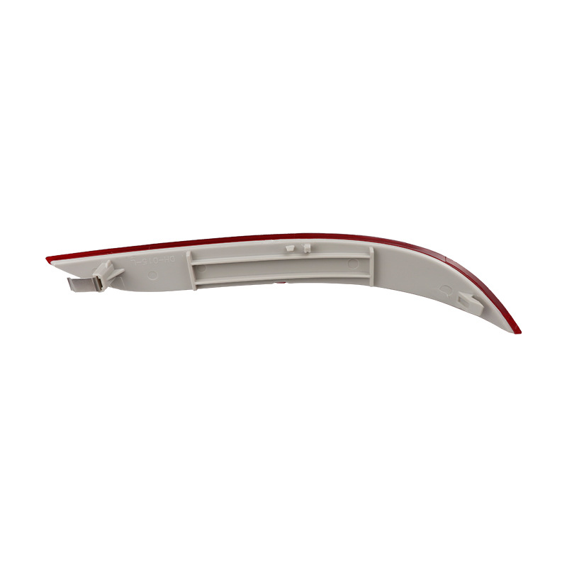 Suitable for BMW E60 rear bumper side lights reflectors, old model 63146915039 63146915040