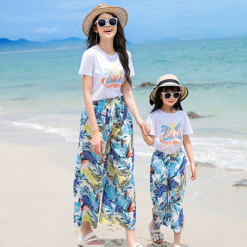 2023 Parent-Child Suit Family of Three and Four Beach Seaside Vacation Sanya Tourism Foreign Style Mother-Child Mother-Daughter Suit