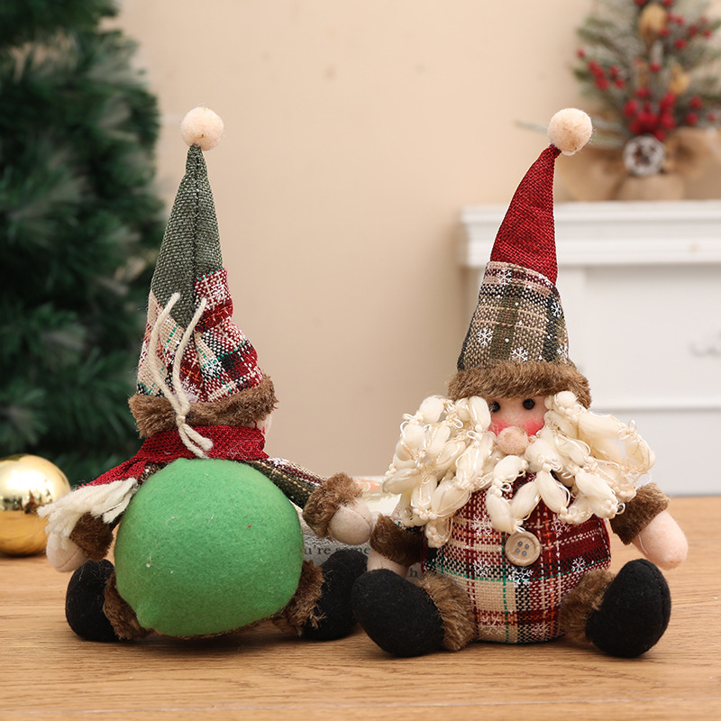 巧鼎の新しいタイプのクリスマスの装飾の麻布の格子のボタンの球形のクリスマスのペンダントの太っている雪だるまのヘラジカの置物の卸売り|undefined