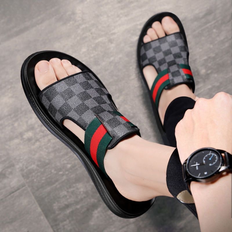 Sandals Men's 2025 Summer New Plaid Beach Shoes Sandals Outdoor Casual Trendy All-match Slippers Vietnam Men's Shoes