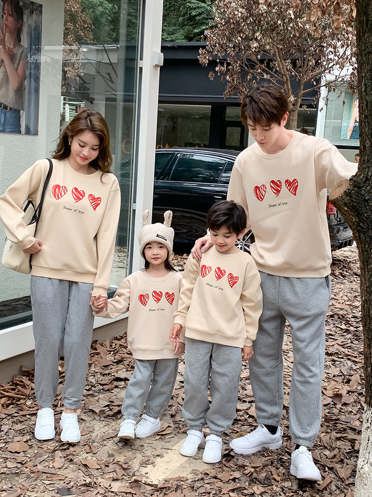 Parent-child wear spring, autumn and winter wear round neck long sleeve fleece-lined new sweater mother-child Women's family three or four family family portrait suit