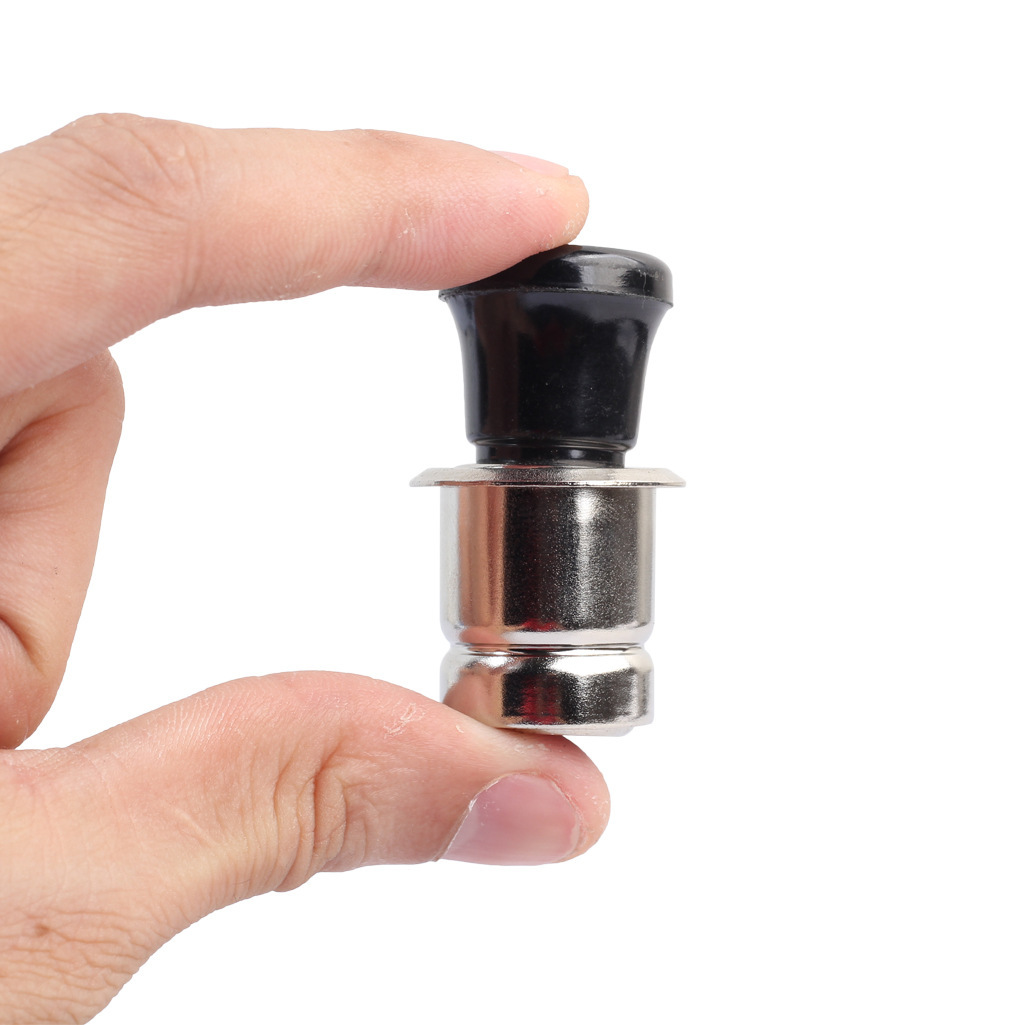 Cigarette lighter car supplies car 12V Original cigarette lighter cigarette lighter head car cigarette lighter plug