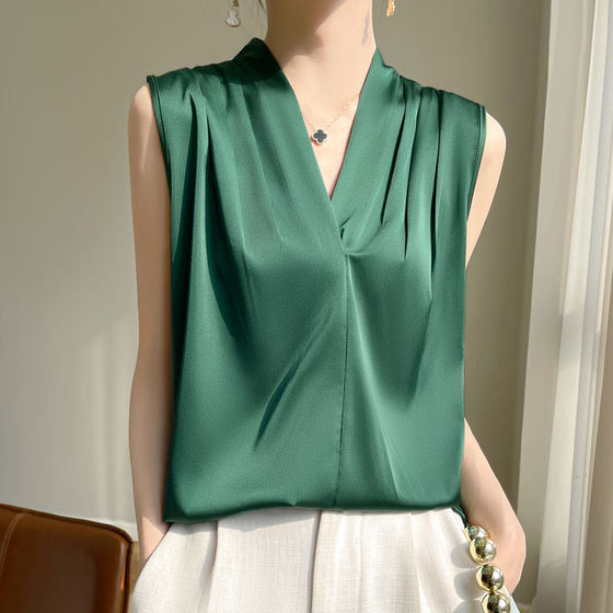 Silk Satin 2025 Spring and Summer Women's New Slim-fit V-neck Wide Shoulder Short Sleeveless Inner Top Camisole