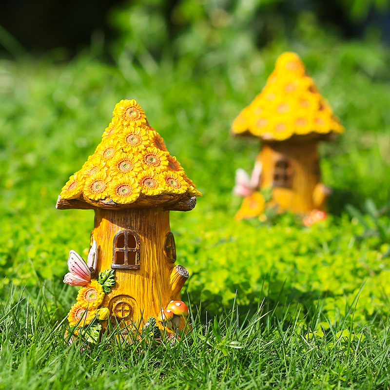 Cross-border Tree House Solar Decorative Lights House Ornaments Outdoor Villa Garden Courtyard Home Balcony Ornaments