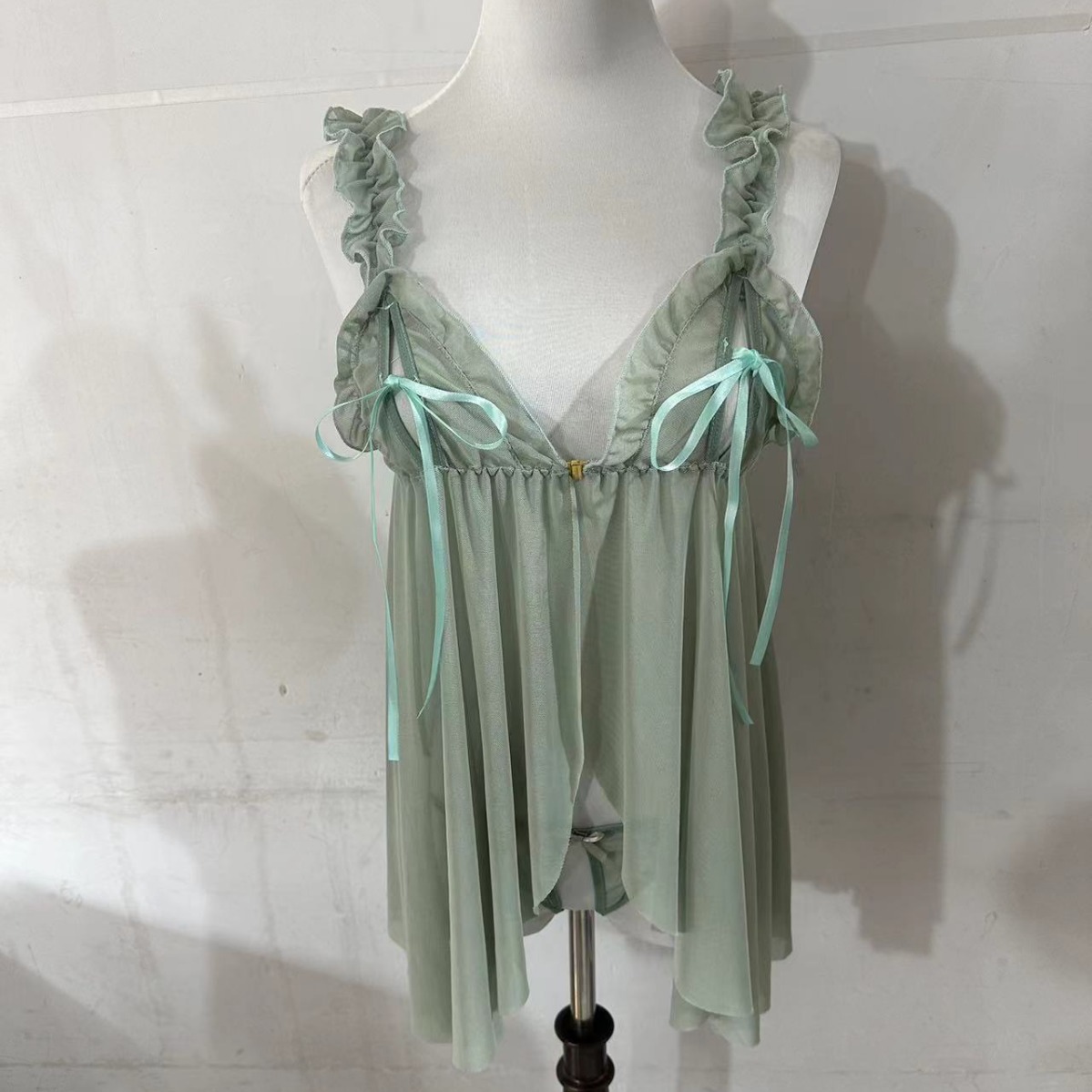 Sexy pajamas women's pure desire style lace ice silk underwear emotional high sense strap nightdress 2023 new home wear