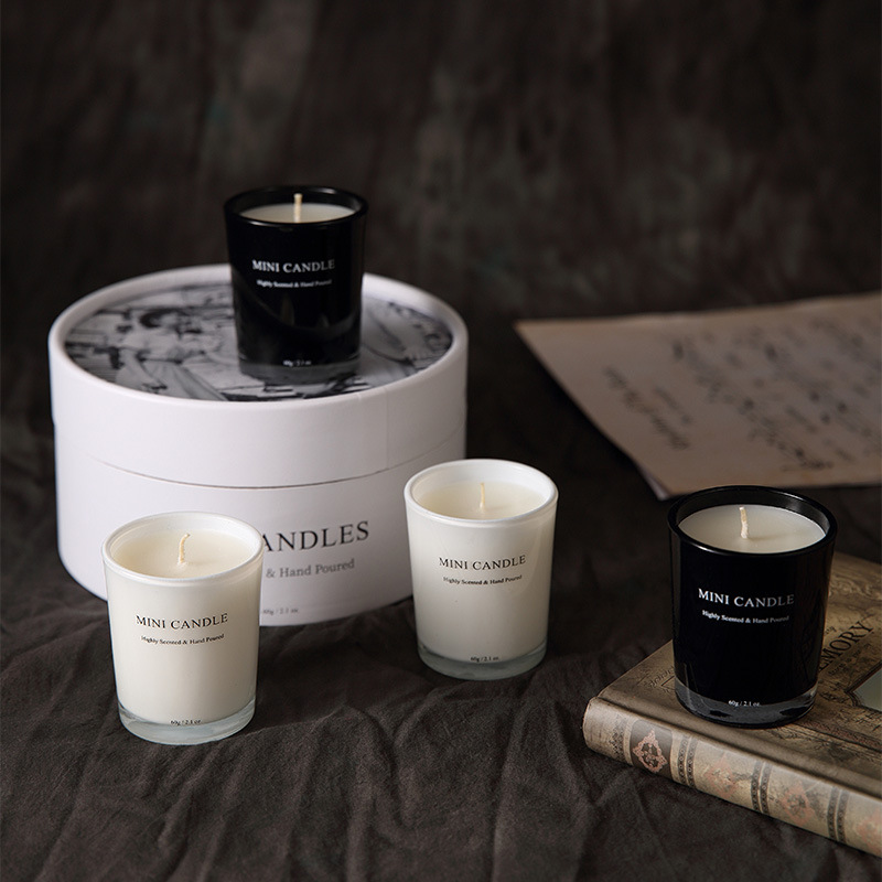 Classic film and television aromatherapy candle creative candle birthday bedroom soy wax smoke-free suit aromatherapy candle gift box