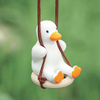 Car swing duck car pendant cute tire duck aromatherapy pendant Car Rearview mirror pendant creative decoration