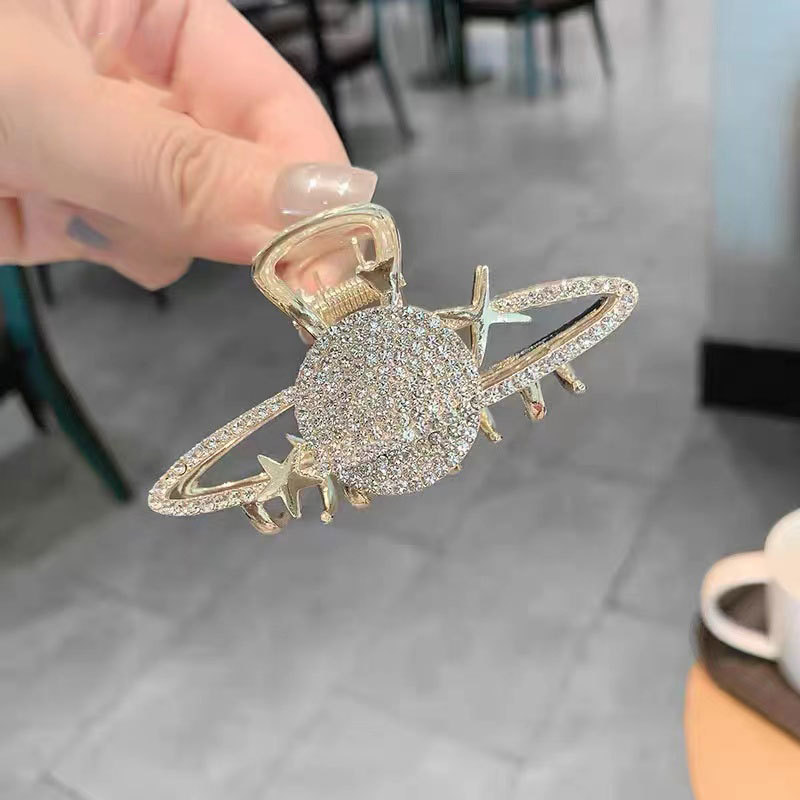 Korean Fashion Niche Planet Medium Grab Clip High Sense Elegant Pearl Rhinestone Girl Top Clip Hair Shark Clip_voghion.com