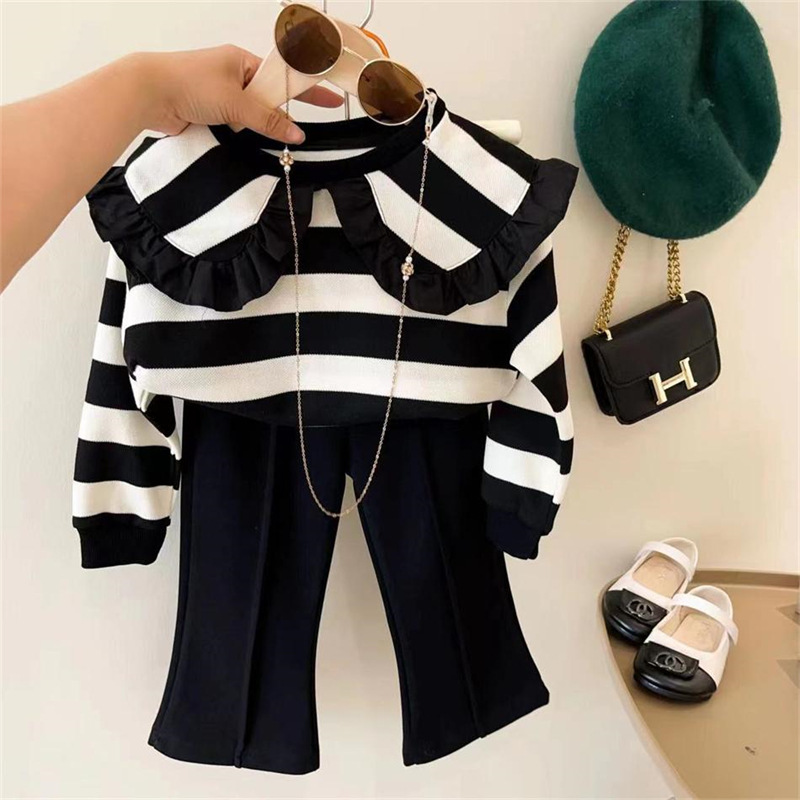 Girls' Autumn Wear Lapel Top Set 2023 New Internet Popular Children's Striped Sweatshirt Flared Pants Baby Two-Piece Set