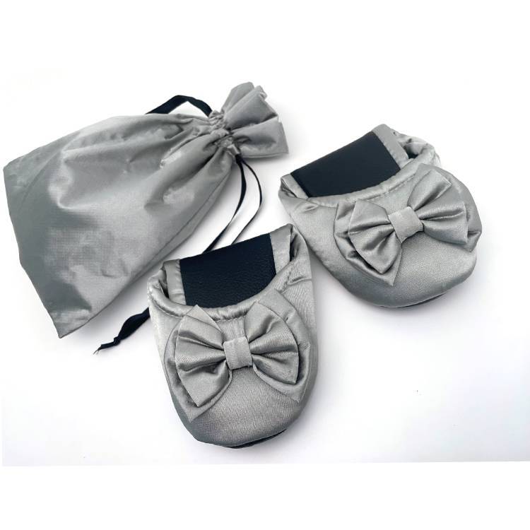 Exported to Japan satin glossy bow carrying slippers travel home slippers in stock