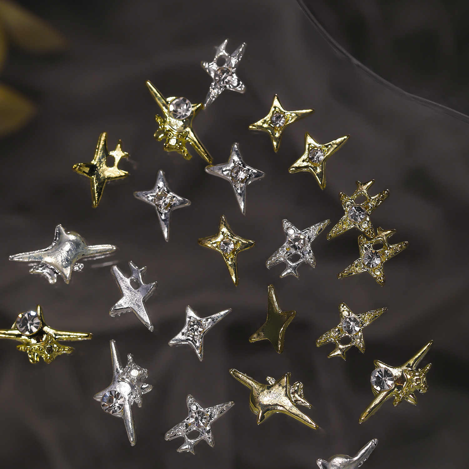 2024 Cross-border Hot Sale Y2K Star Mans Alloy Nail Art Jewelry Star Mans Mini Star 3D Nail Decoration Accessories